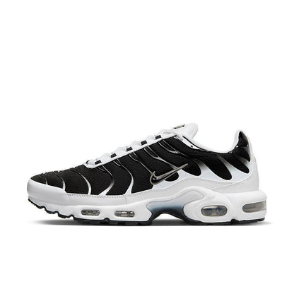 Nike Air Max Plus &