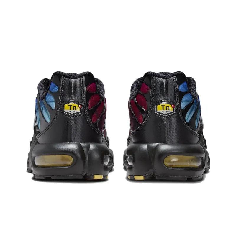 Nike Air Max Plus &