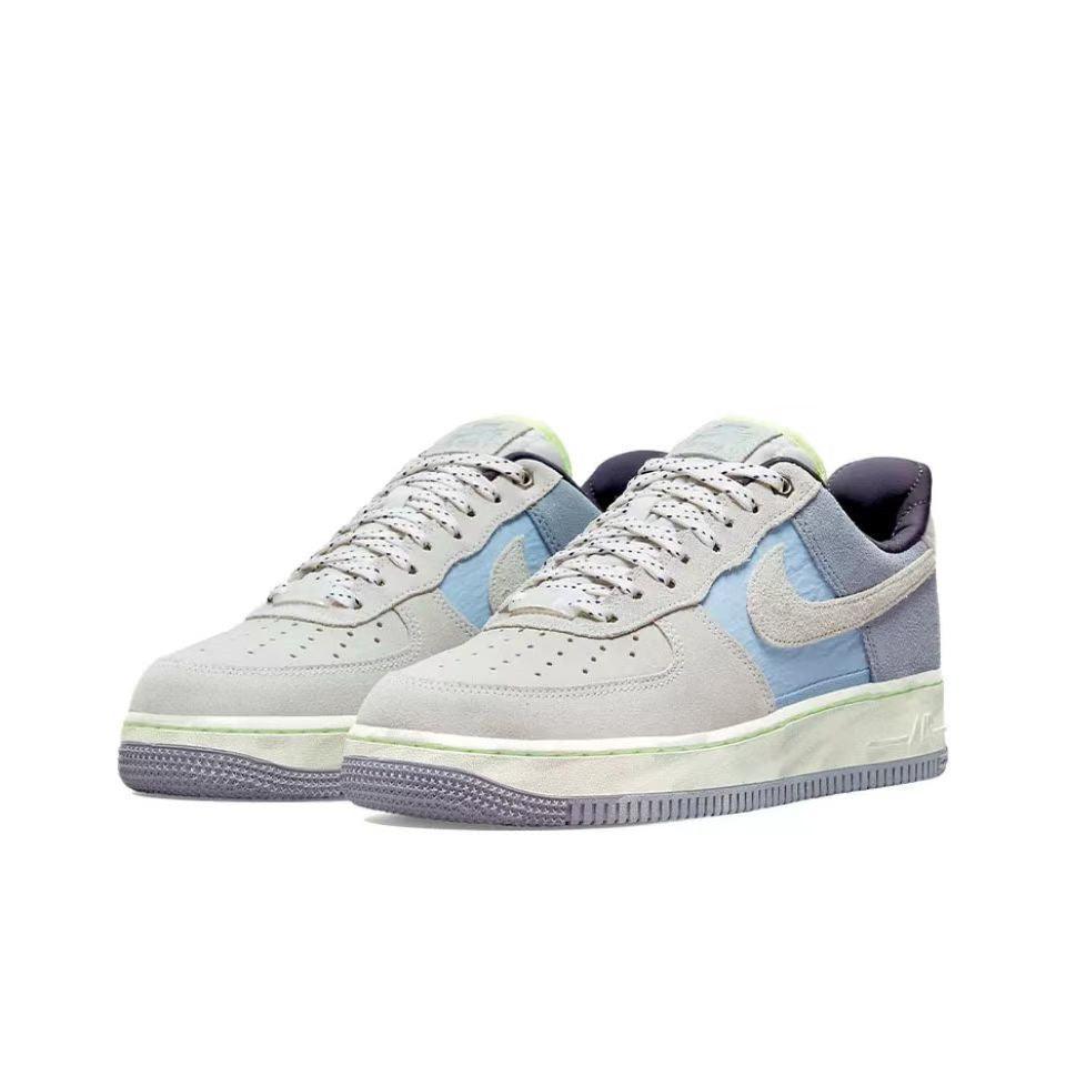 Nike Air Force 1 &