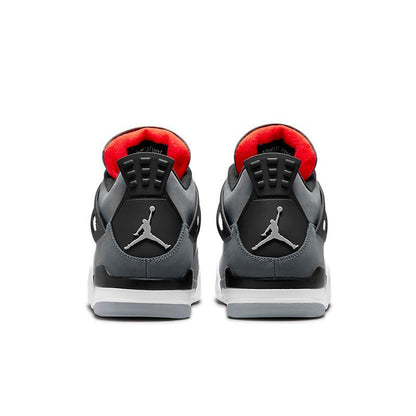 Air Jordan 4 Retro &