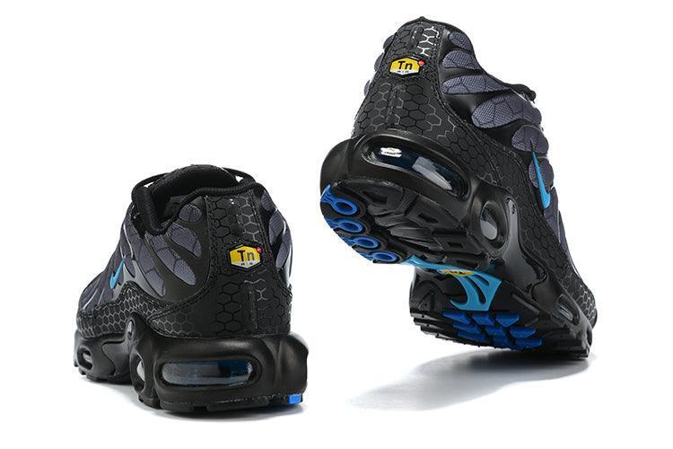 Nike Air Max Plus &
