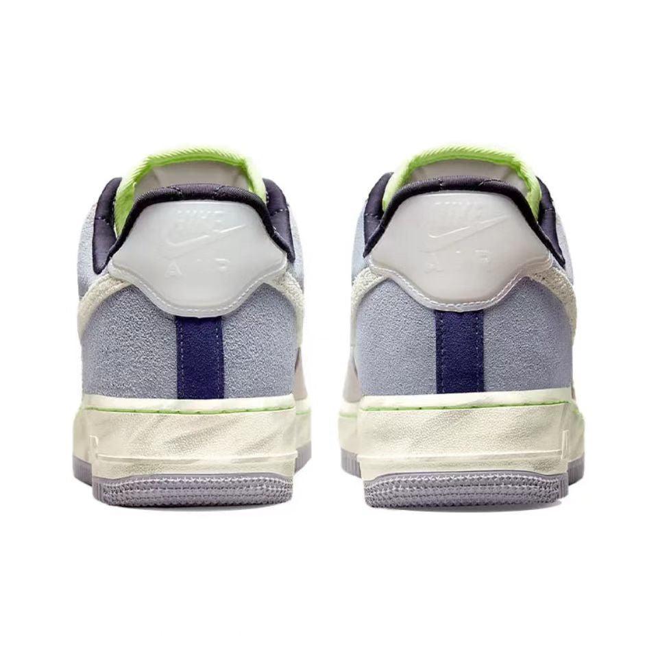 Nike Air Force 1 &