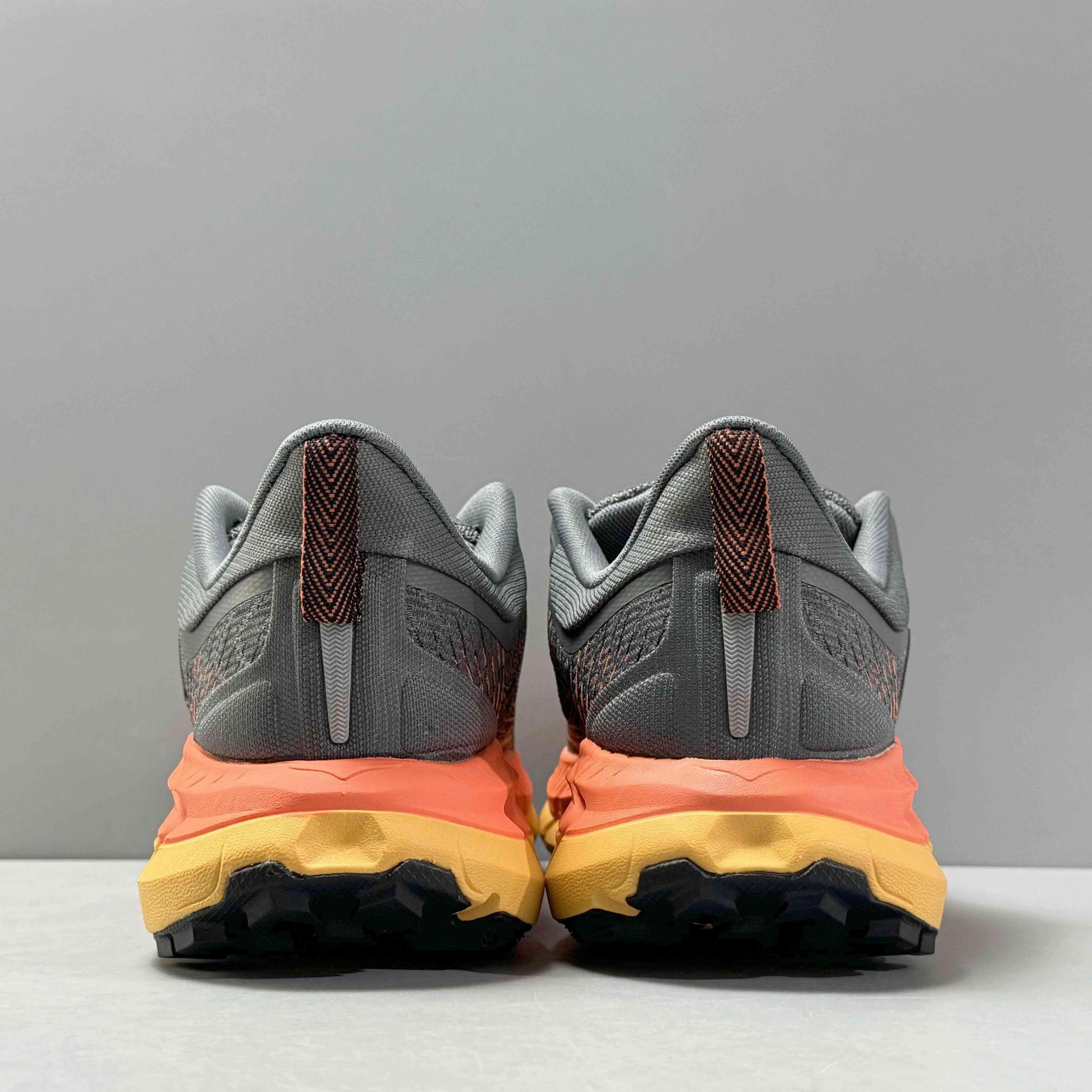 HOKA ONE ONE Mafate Speed 4 &