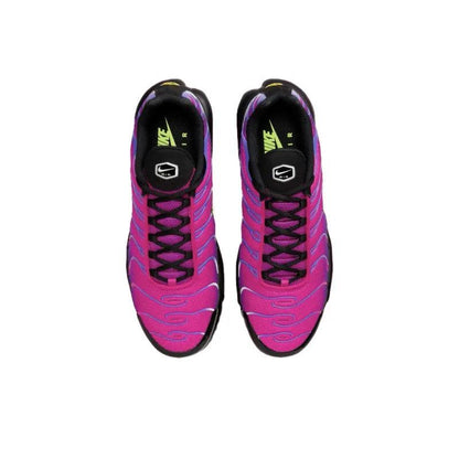 Nike Air Max Plus &