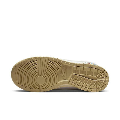 Nike Dunk Low &