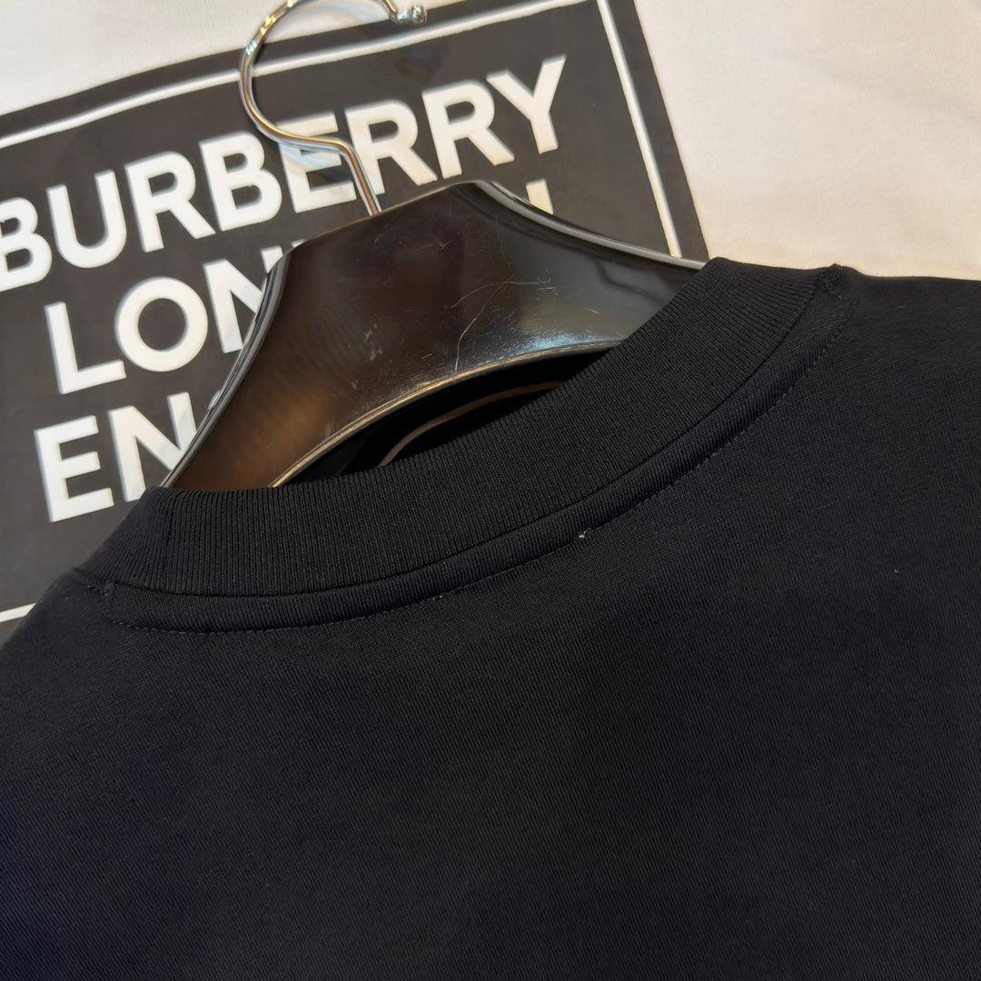 Burberry Black &amp; Red T-Shirt Without Collar