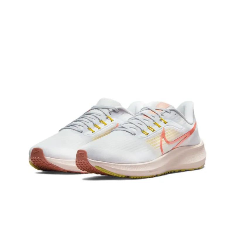 Nike Air Zoom Pegasus 39 &