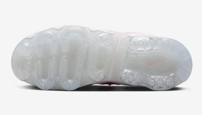 Nike Air VaporMax Plus &
