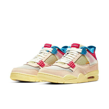 Air Jordan 4 Retro &