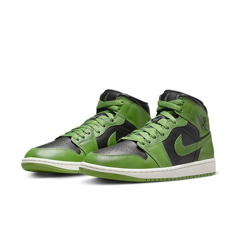 Air Jordan 1 Mid &