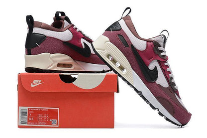 Nike Air Max 90 &