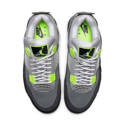 Air Jordan 4 Retro &