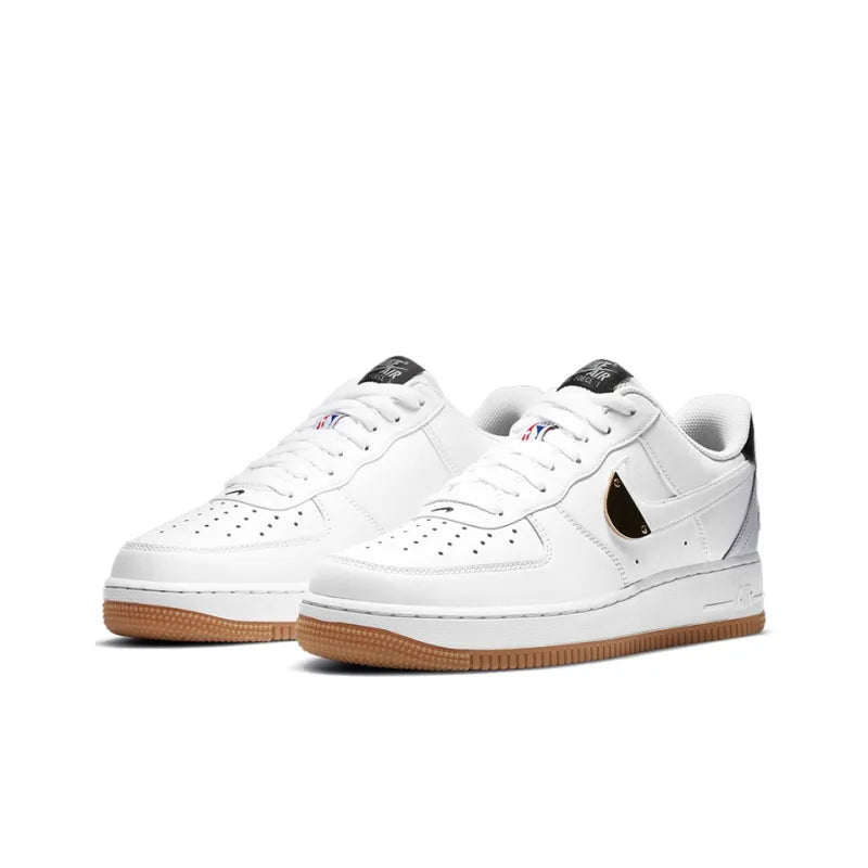 Nike Air Force 1 Low &