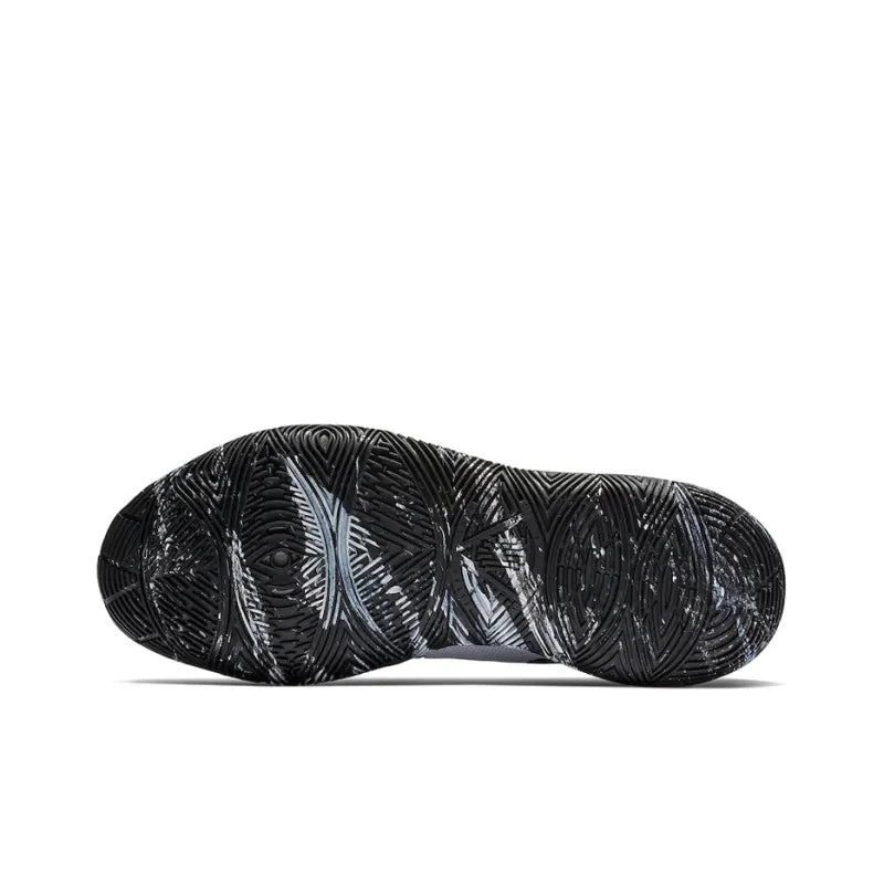 Nike Kyrie 5 &