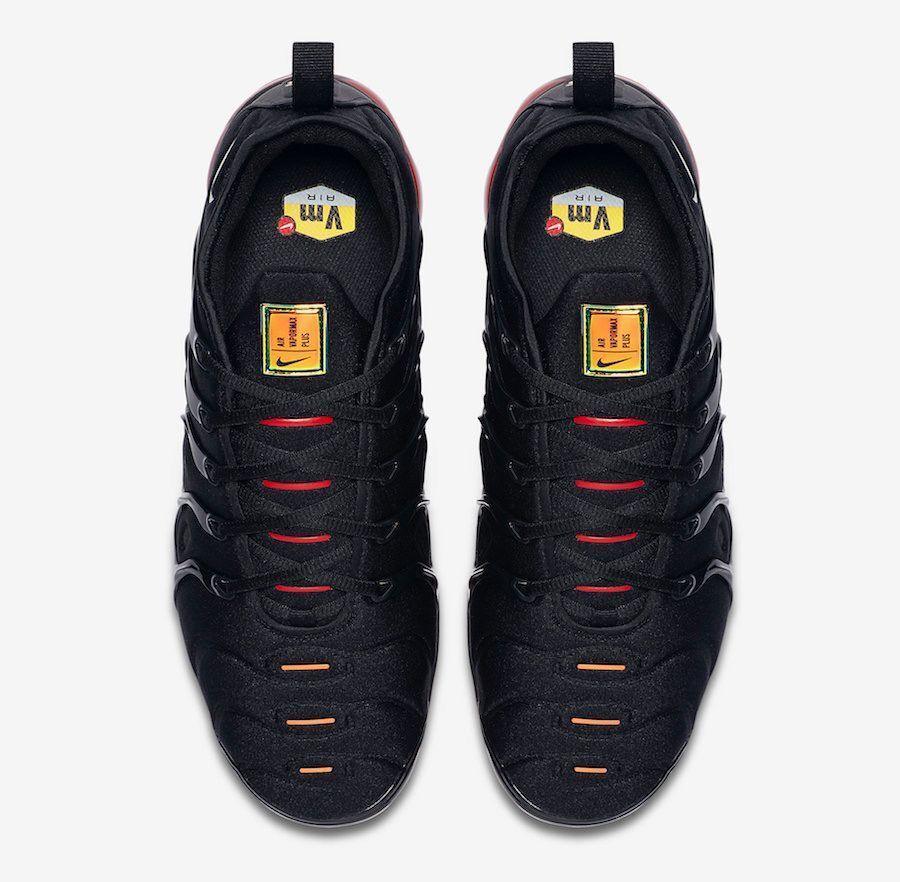 Nike Air VaporMax Plus &