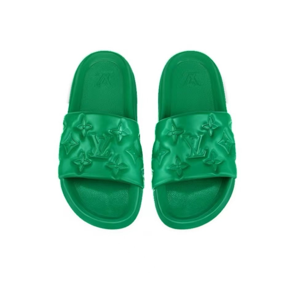 LOUIS VUITTON Waterfront Slide Slippers Men&