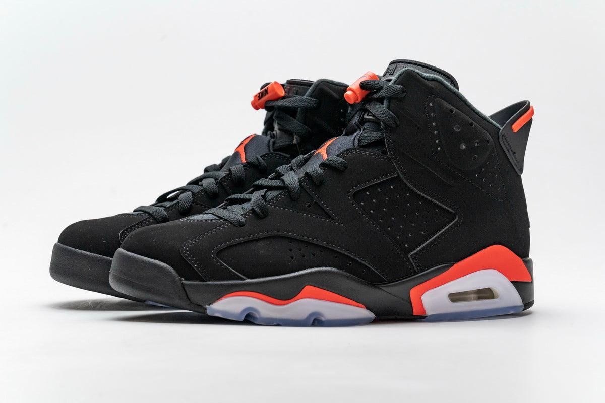 Air Jordan 6 Retro &