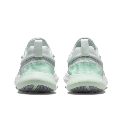 Nike Free Rn 5.0 &
