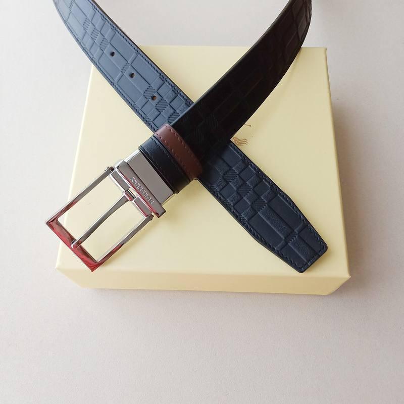 Burberry Leather Vintage Belt &