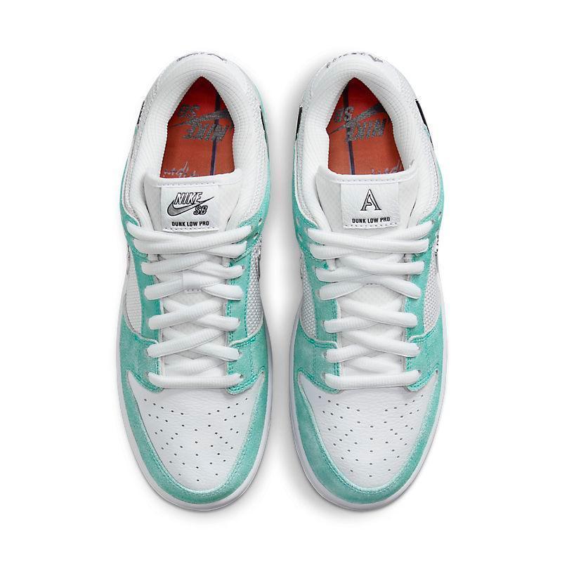 Nike SB Dunk Low April Skateboards - Turbo Green/Silver Sneakers