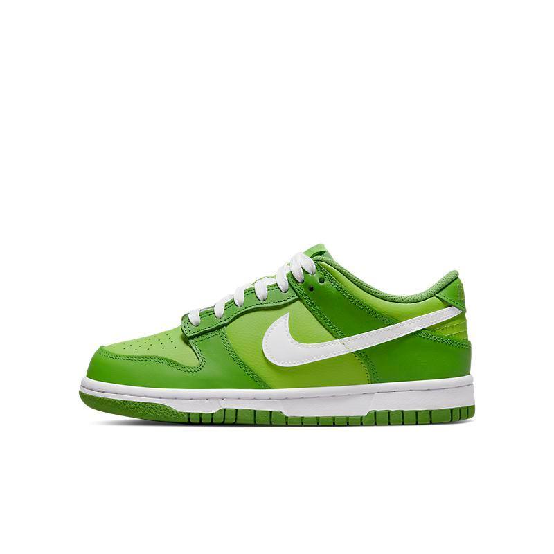 Nike Dunk Low &