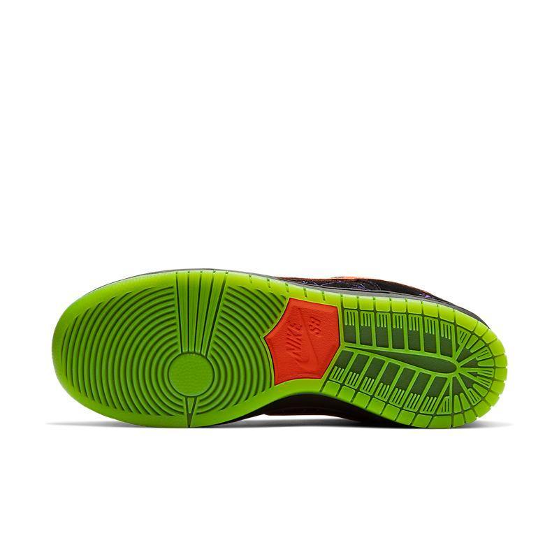 Nike SB Dunk Low Night of Mischief Halloween