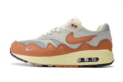 Air Max 87 &