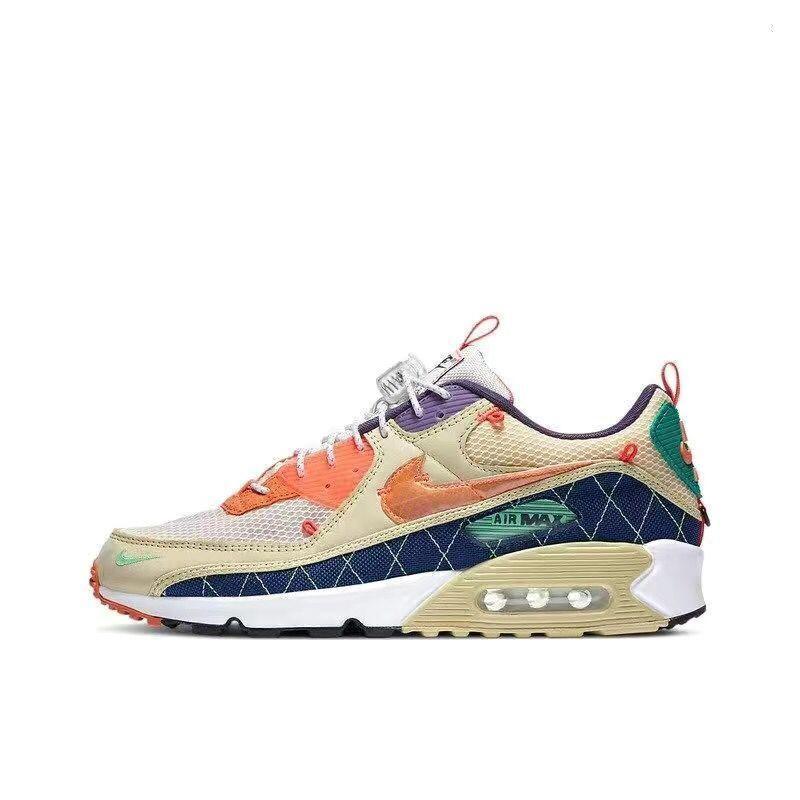 Nike Air Max 90 &