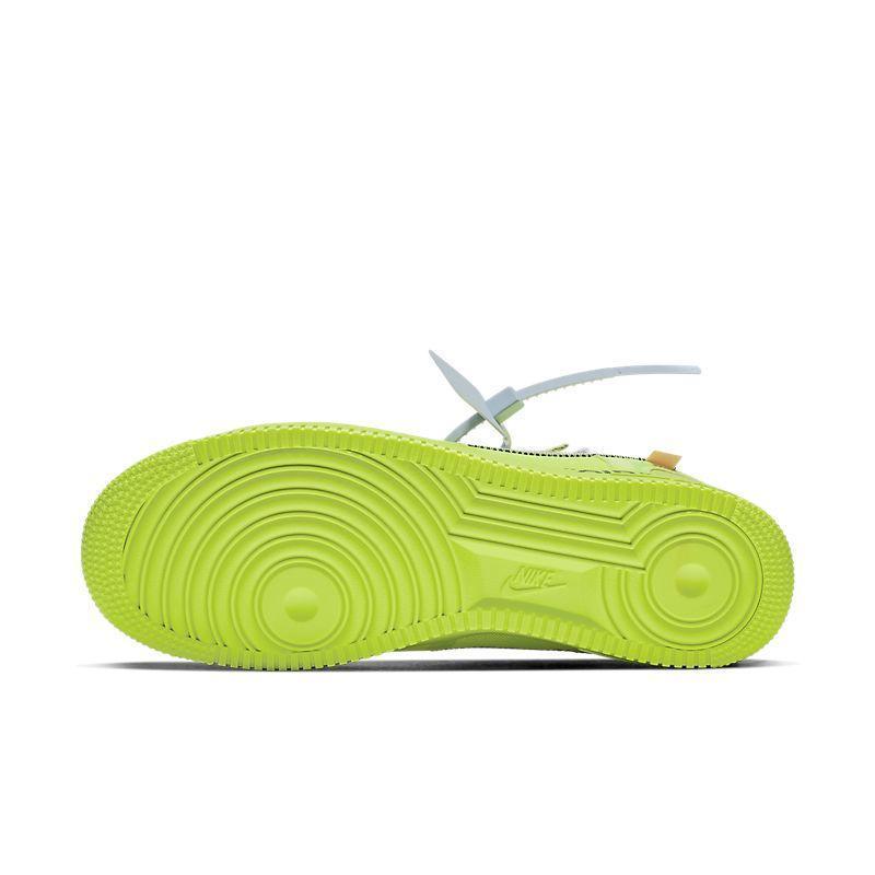 Nike Air Force 1 Low &