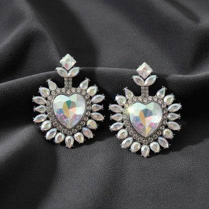 Stud Aurbo Crystal and Glass Heart Earrings