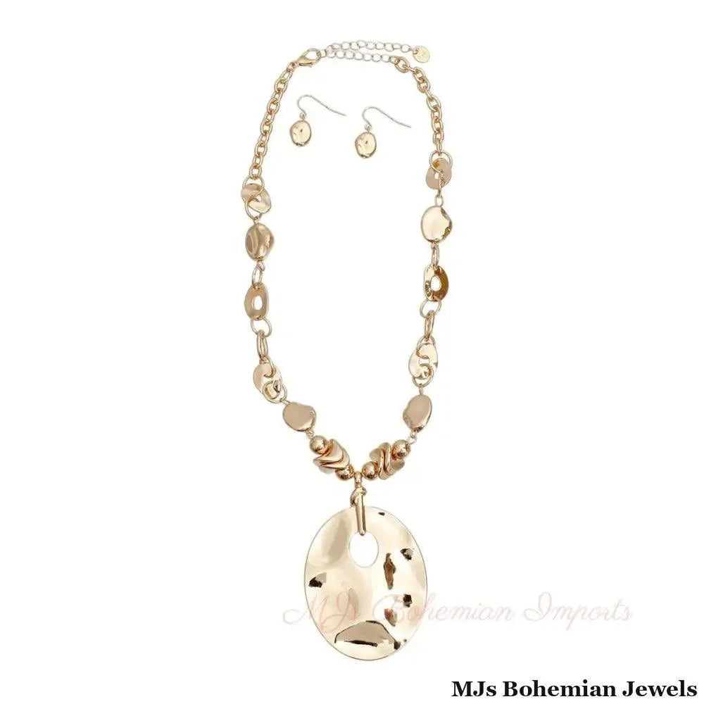 Gold Organic Link Pendant Necklace