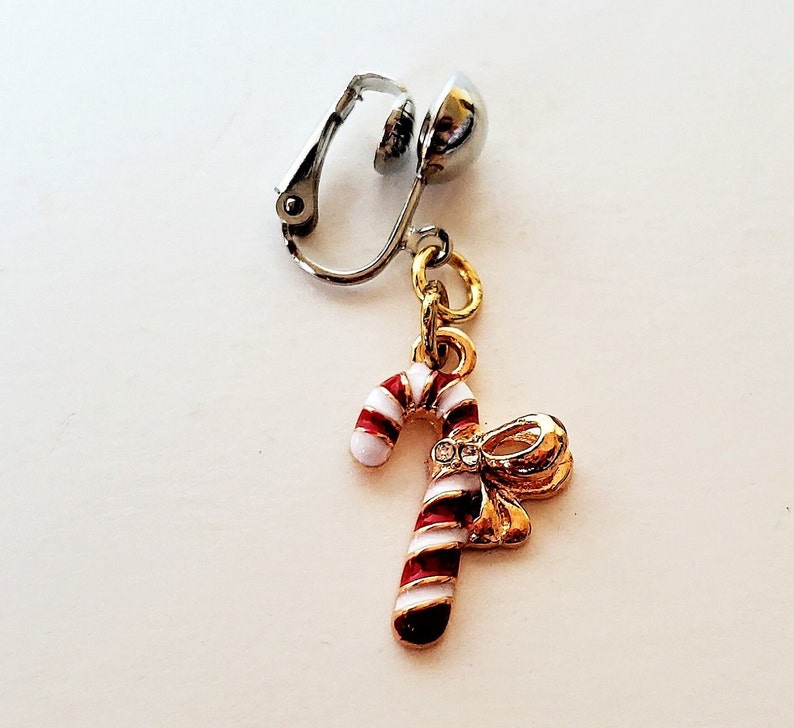 Candy Cane Christmas Lips Jewelry Red White Clip On No Piercing
