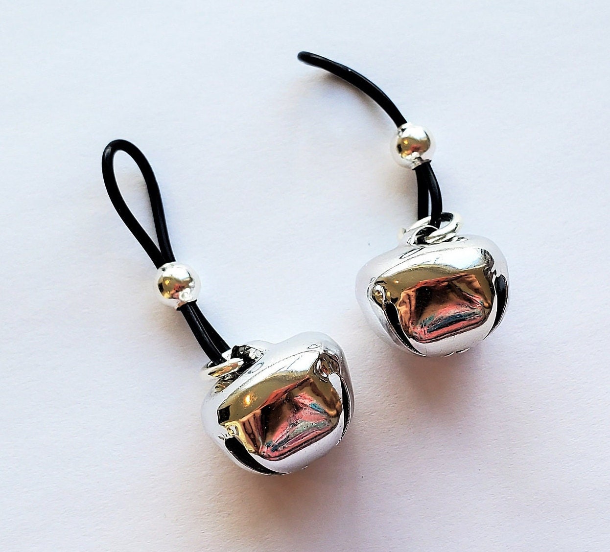 Red Gold Silver Jingle Bell Nipple Noose Non Pierced Jewelry