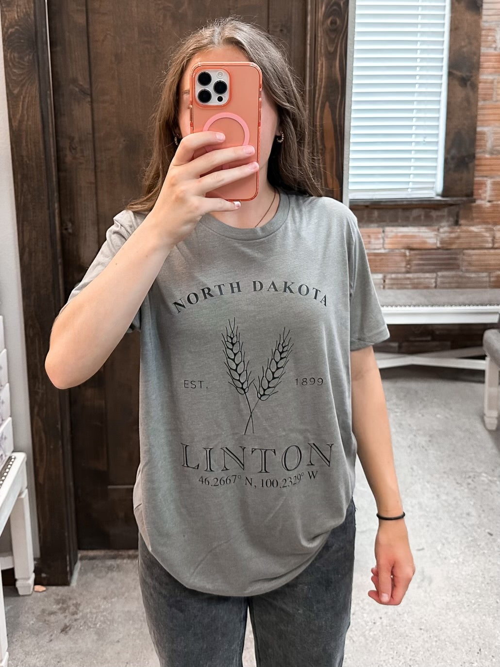 Linton ND Est. 1899 Tee - Venetian Gray