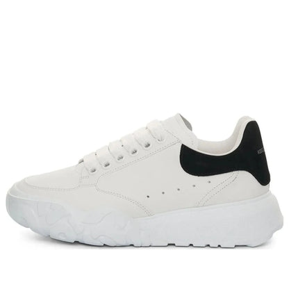 Alexander McQueen &