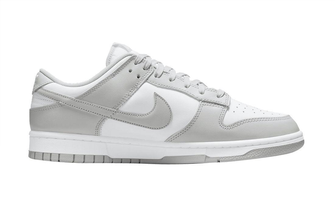 Nike Dunk Low &