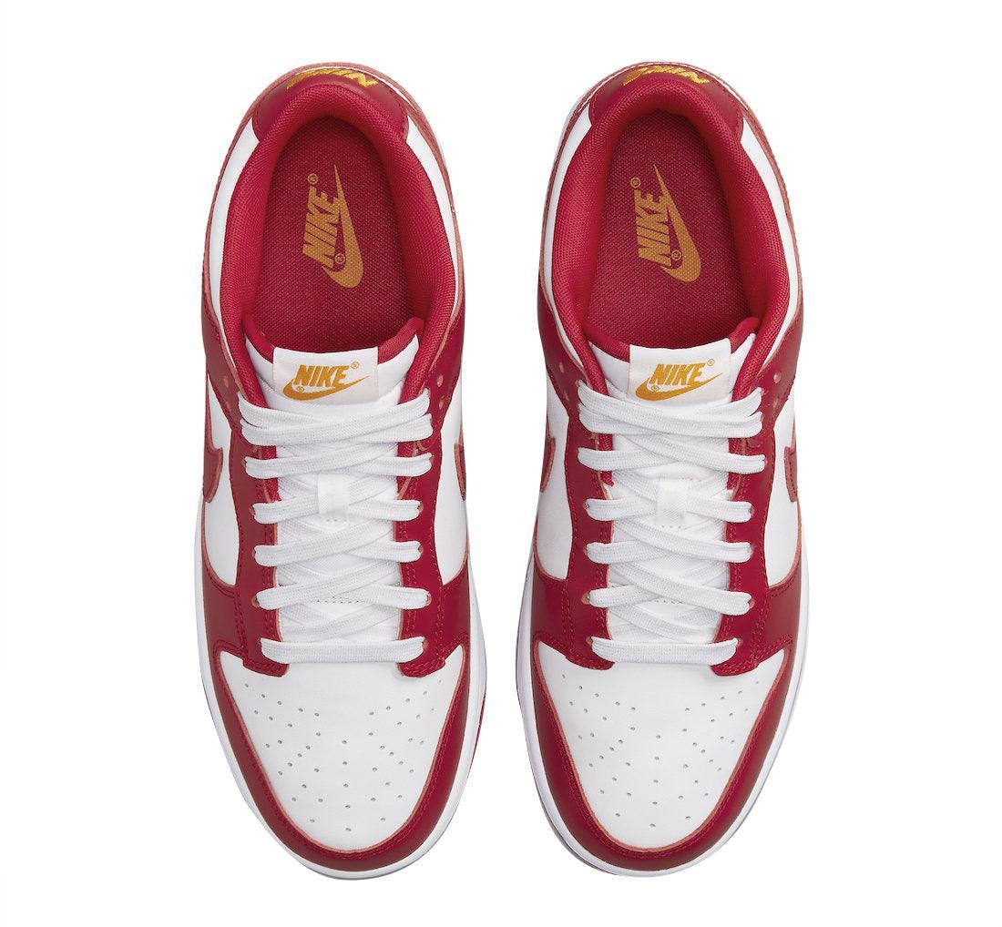 Nike Dunk Low &