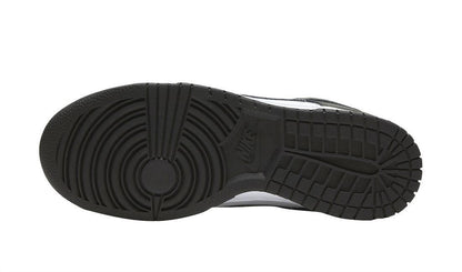 Nike Dunk Low &