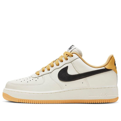 Air Force 1 &