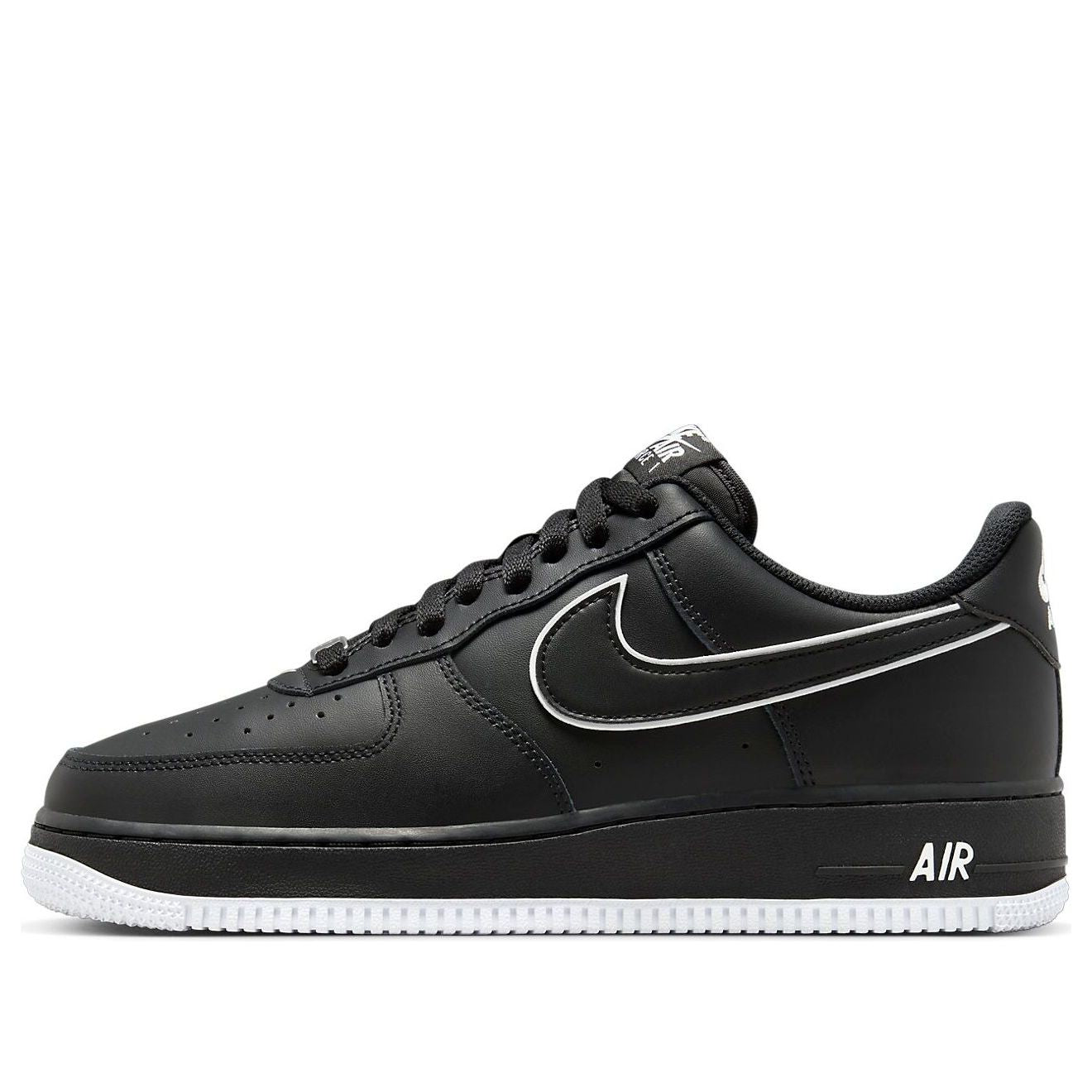 Nike Air Force 1 Low &