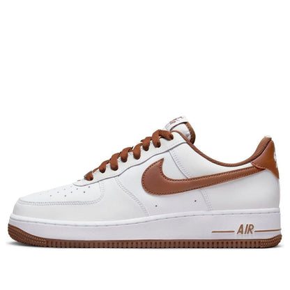 Nike Air Force 1 &