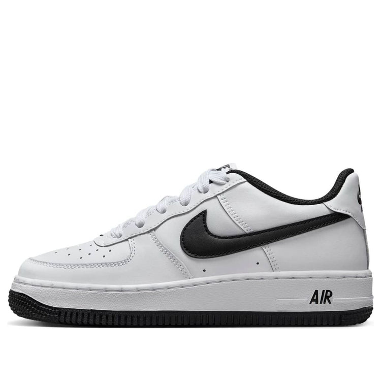 Nike Air Force 1 LV8 &