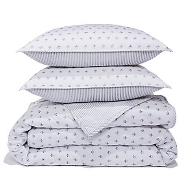 Sky Scallop Reversible Coverlet 100% cotton Full / Queen