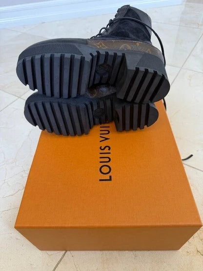 Louis Vuitton  Laureate Platform Desert Boots