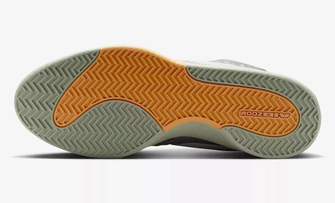 Nike Book 1 &