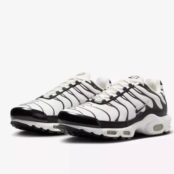 Nike Air Max Plus &