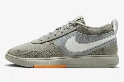 Nike Book 1 &