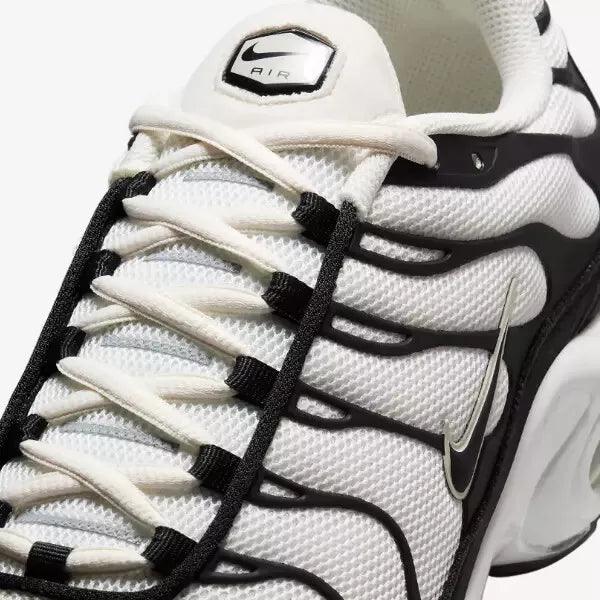 Nike Air Max Plus &