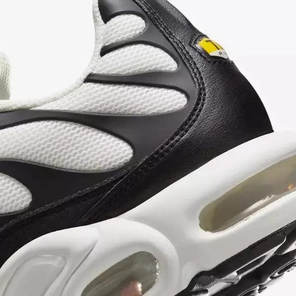 Nike Air Max Plus &