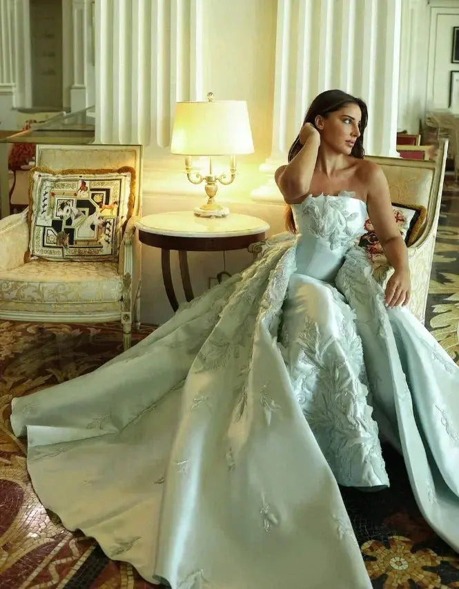 Elegant customized evening dress for women, shiny formal cocktail gown with a fitted design and sophisticated style.
